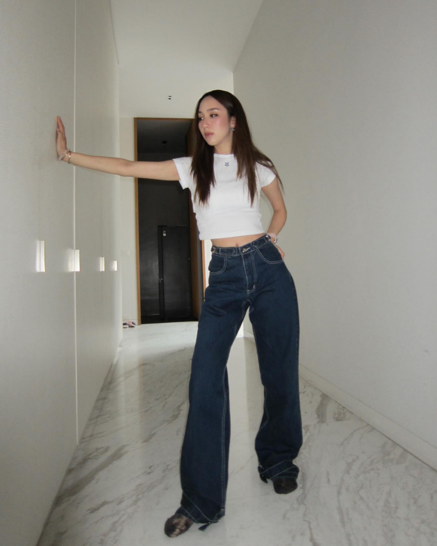 อ้าย - สรัลชนา อภิสมัยมงคล