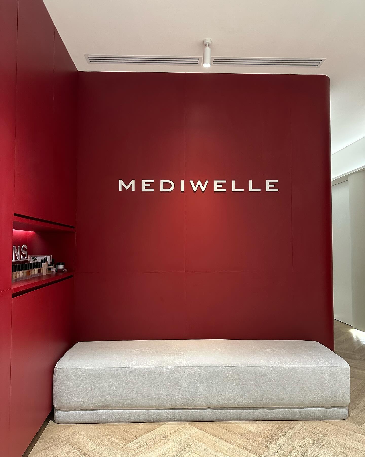 อ้าย - สรัลชนา อภิสมัยมงคล