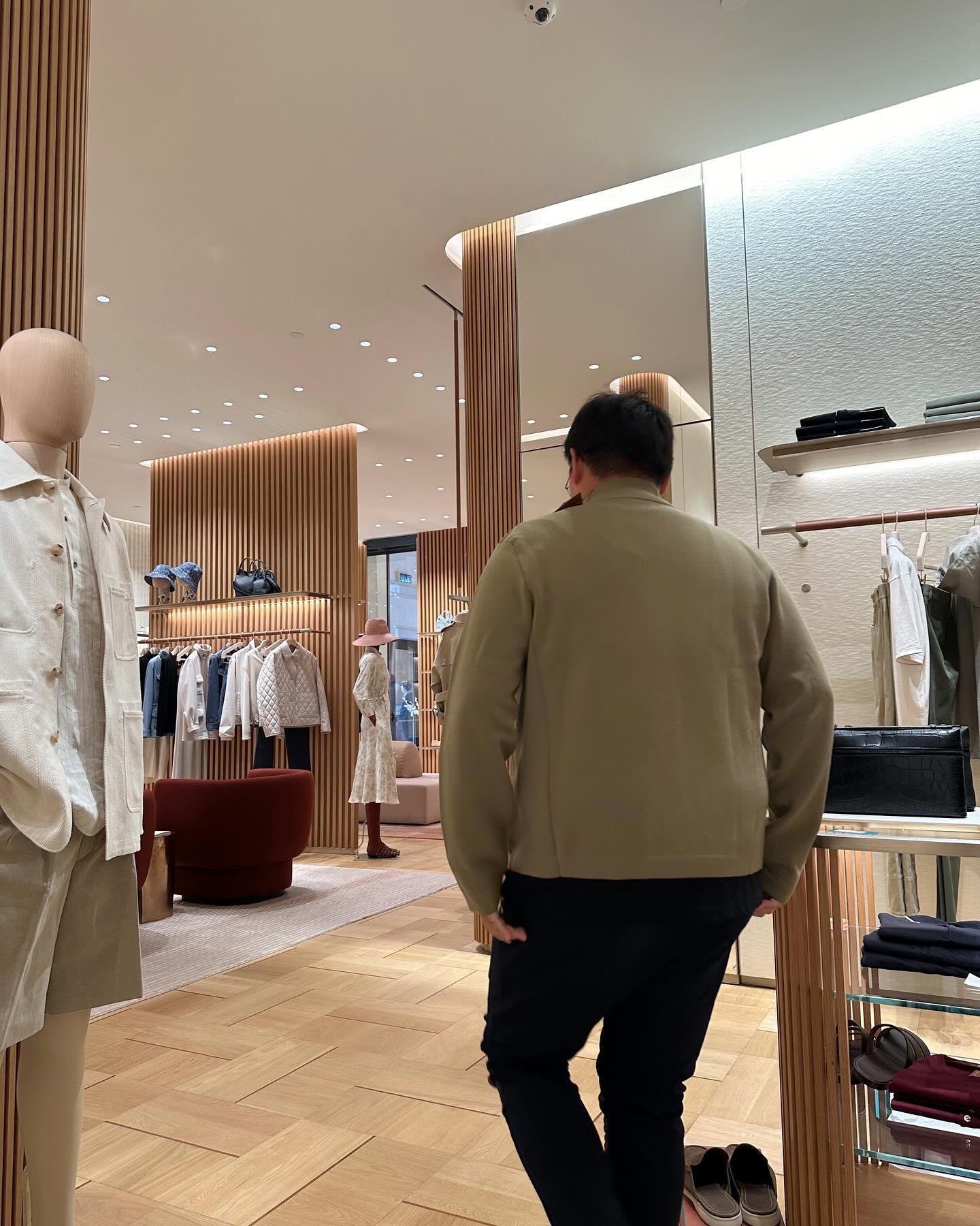 อ้าย - สรัลชนา อภิสมัยมงคล