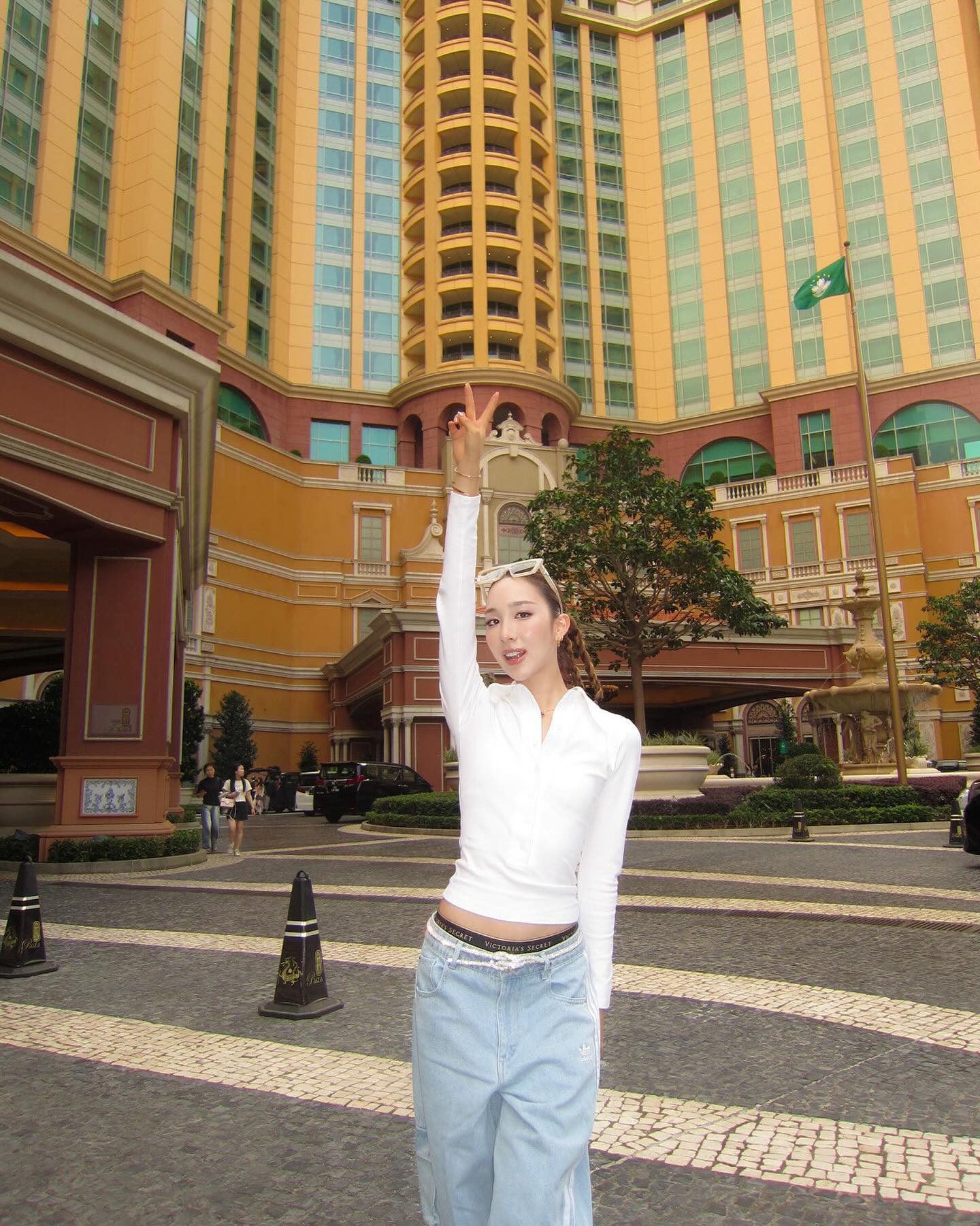 อ้าย - สรัลชนา อภิสมัยมงคล