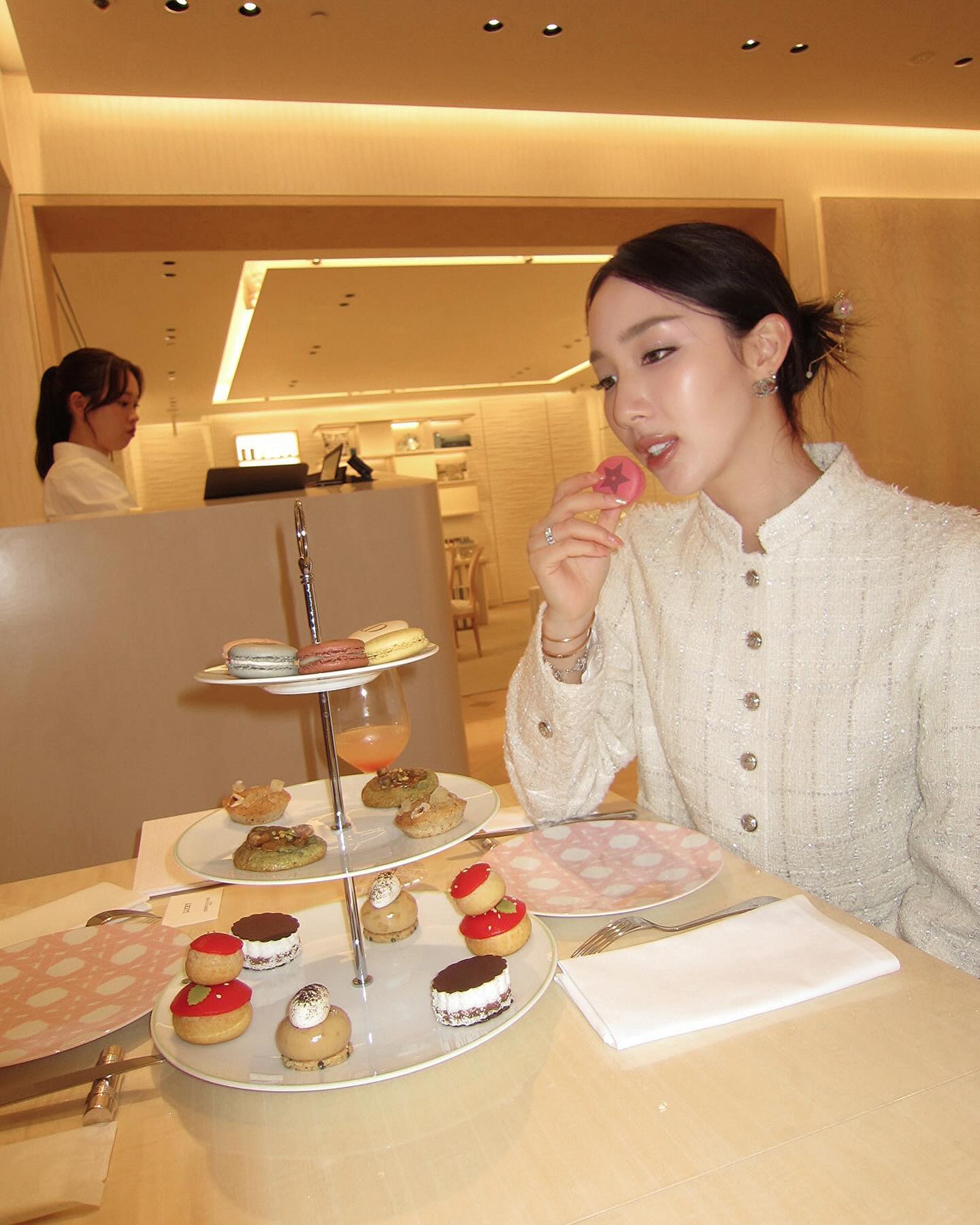 อ้าย - สรัลชนา อภิสมัยมงคล