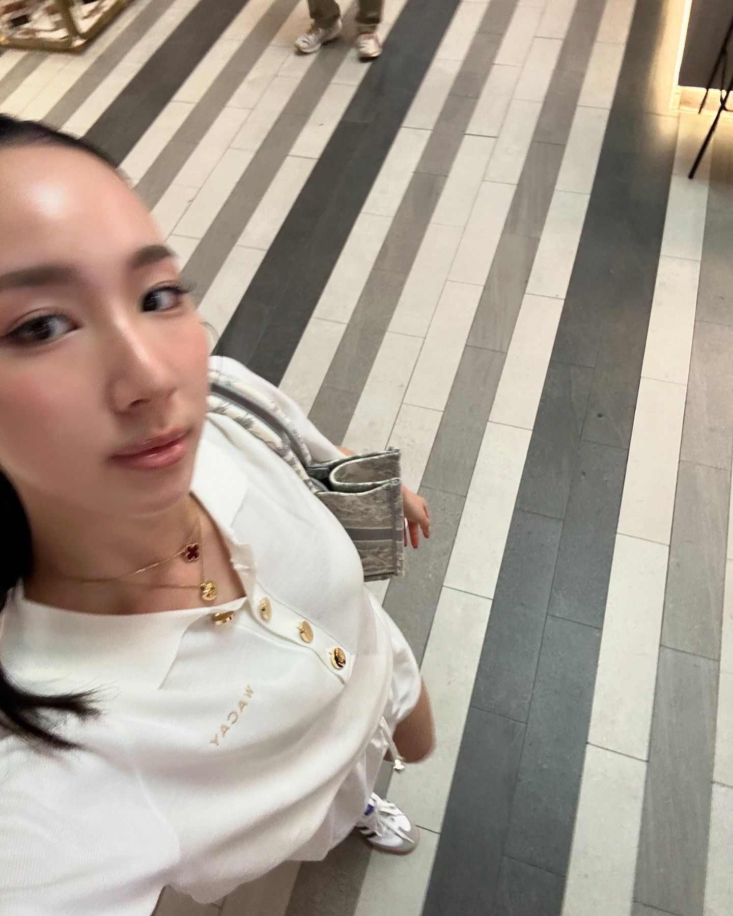 อ้าย - สรัลชนา อภิสมัยมงคล