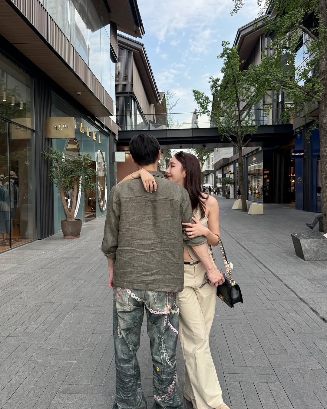 อ้าย - สรัลชนา อภิสมัยมงคล