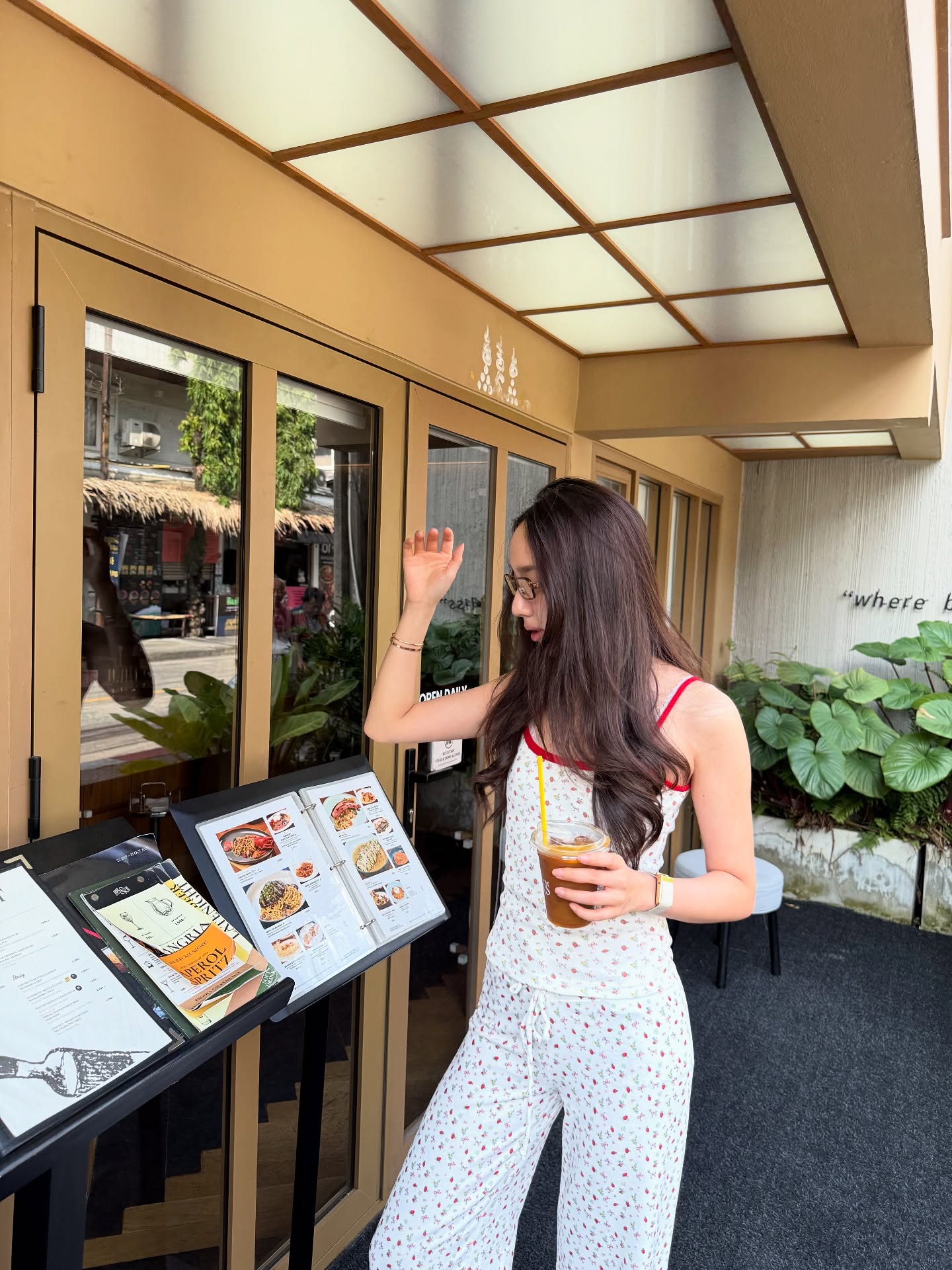 อ้าย - สรัลชนา อภิสมัยมงคล