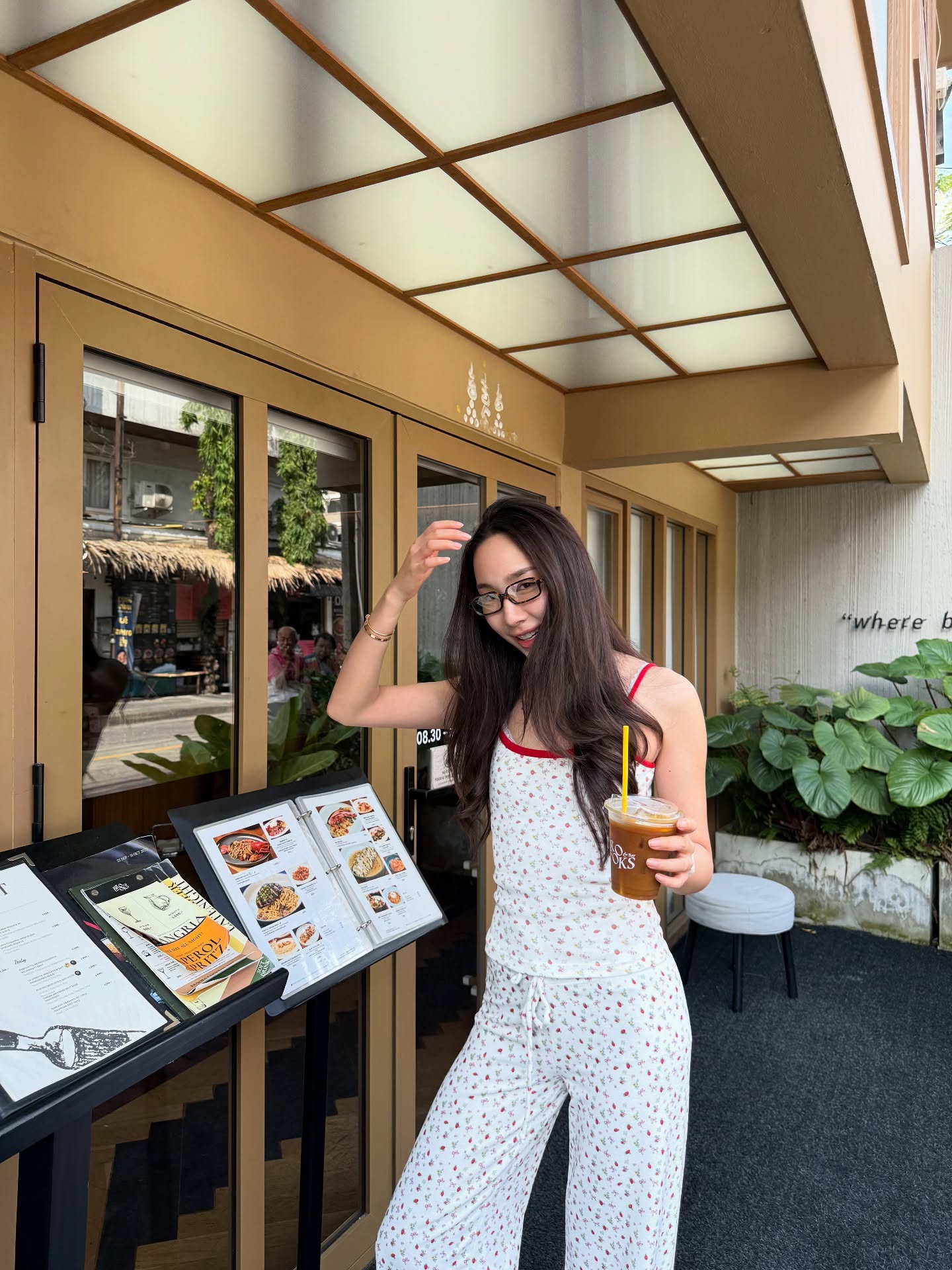 อ้าย - สรัลชนา อภิสมัยมงคล