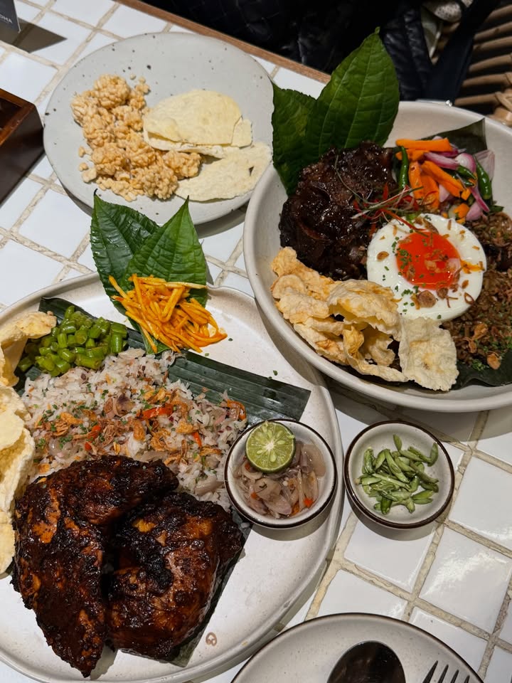 อ้าย - สรัลชนา อภิสมัยมงคล