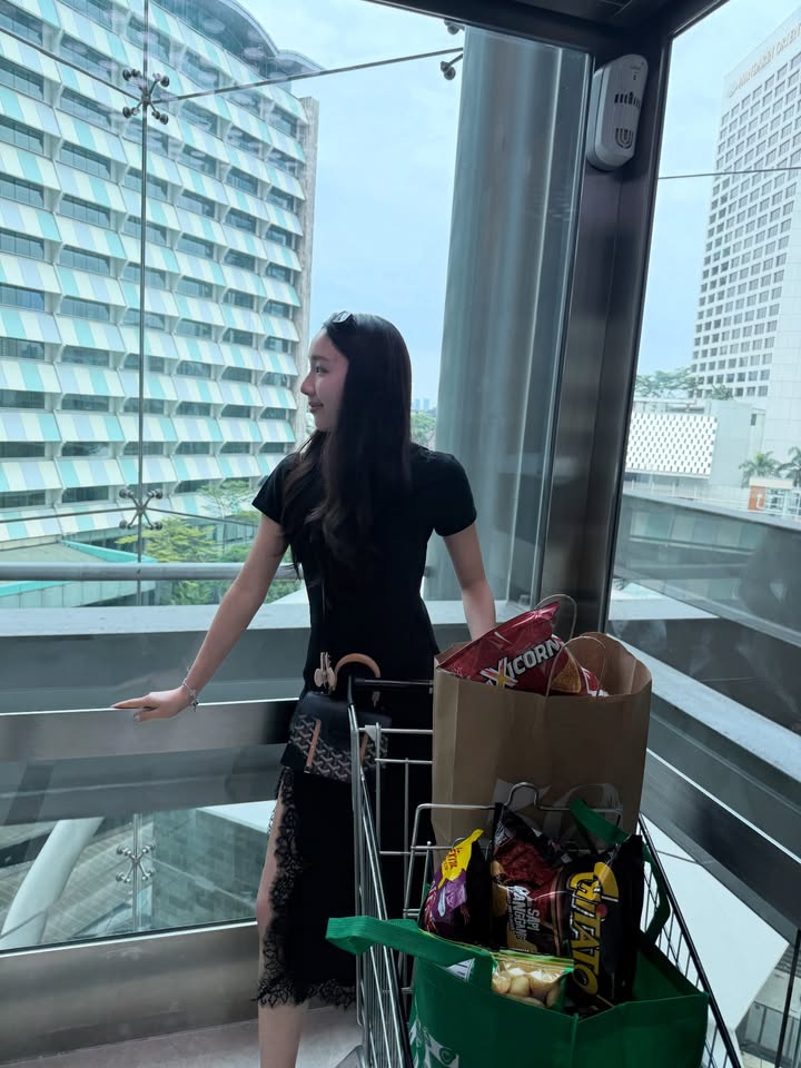 อ้าย - สรัลชนา อภิสมัยมงคล