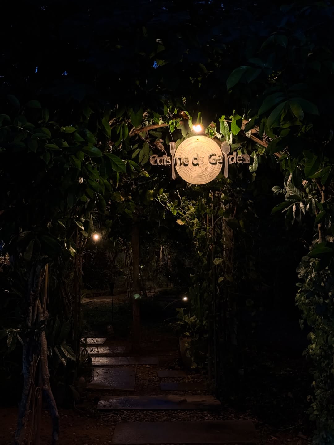 อ้าย - สรัลชนา อภิสมัยมงคล