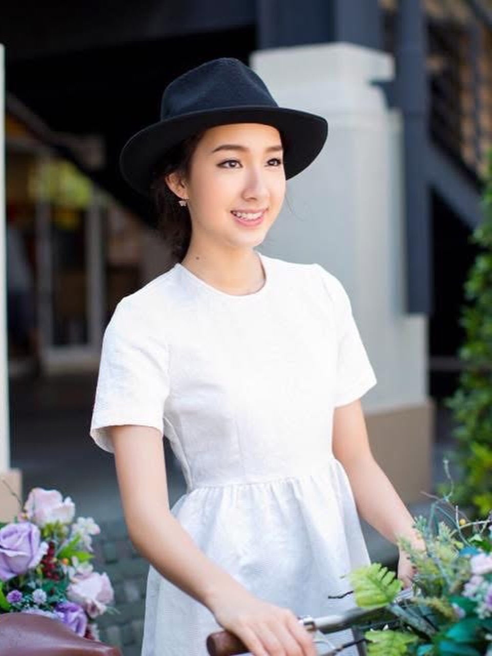 อ้าย - สรัลชนา อภิสมัยมงคล