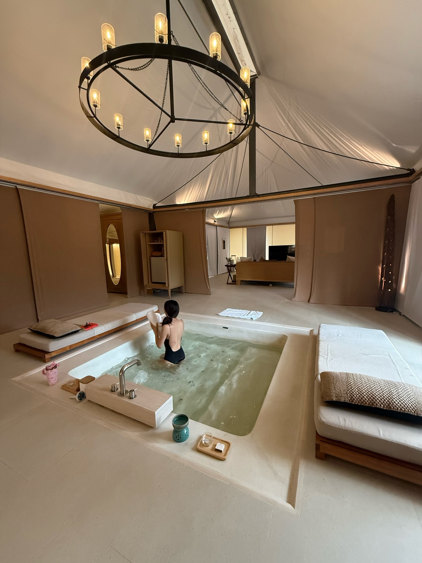 อ้าย - สรัลชนา อภิสมัยมงคล