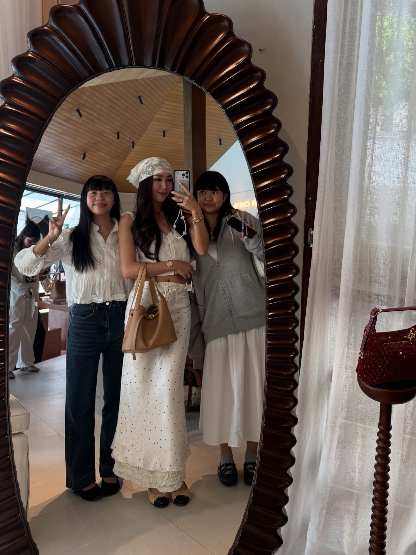 อ้าย - สรัลชนา อภิสมัยมงคล