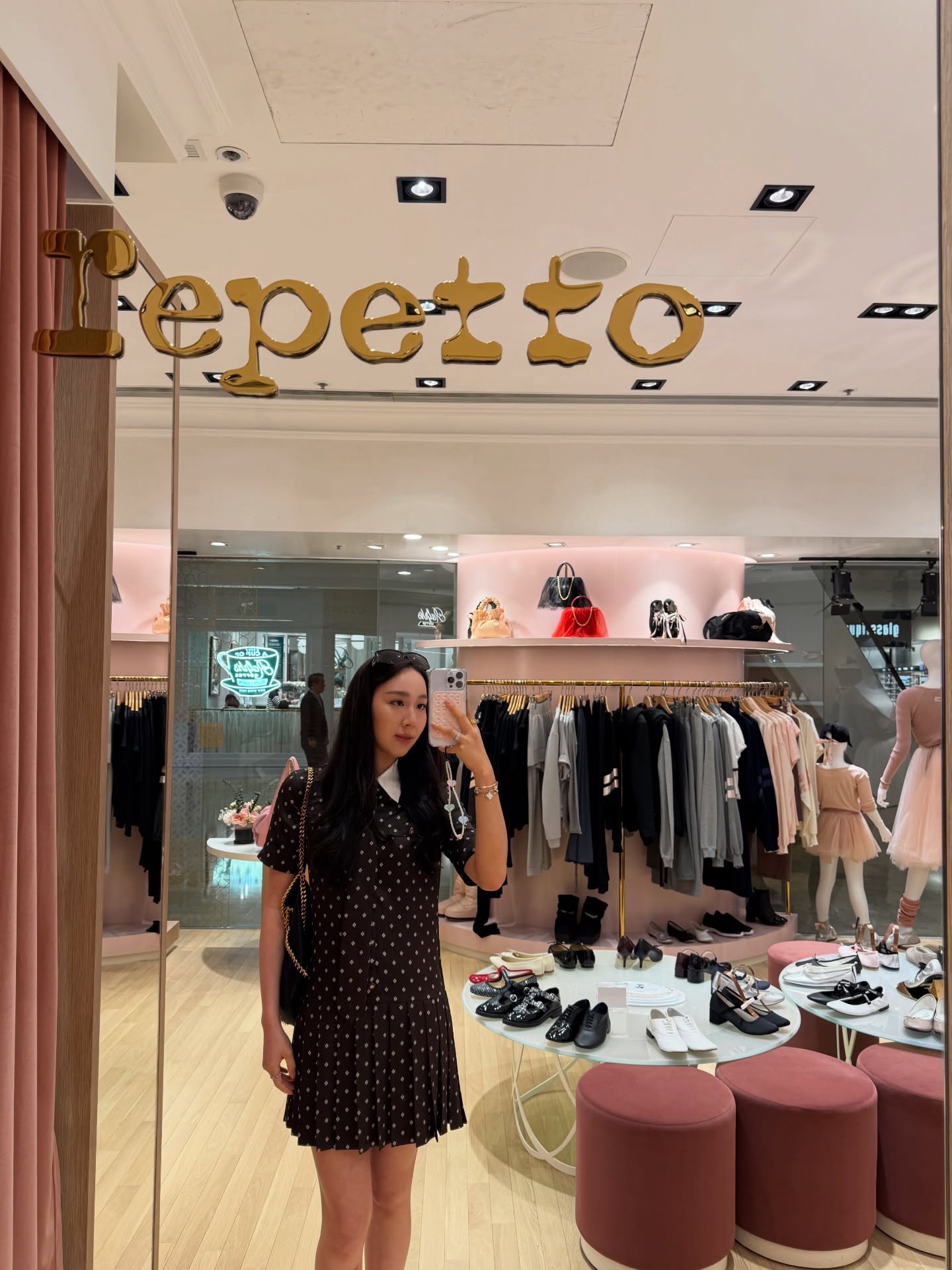 อ้าย - สรัลชนา อภิสมัยมงคล