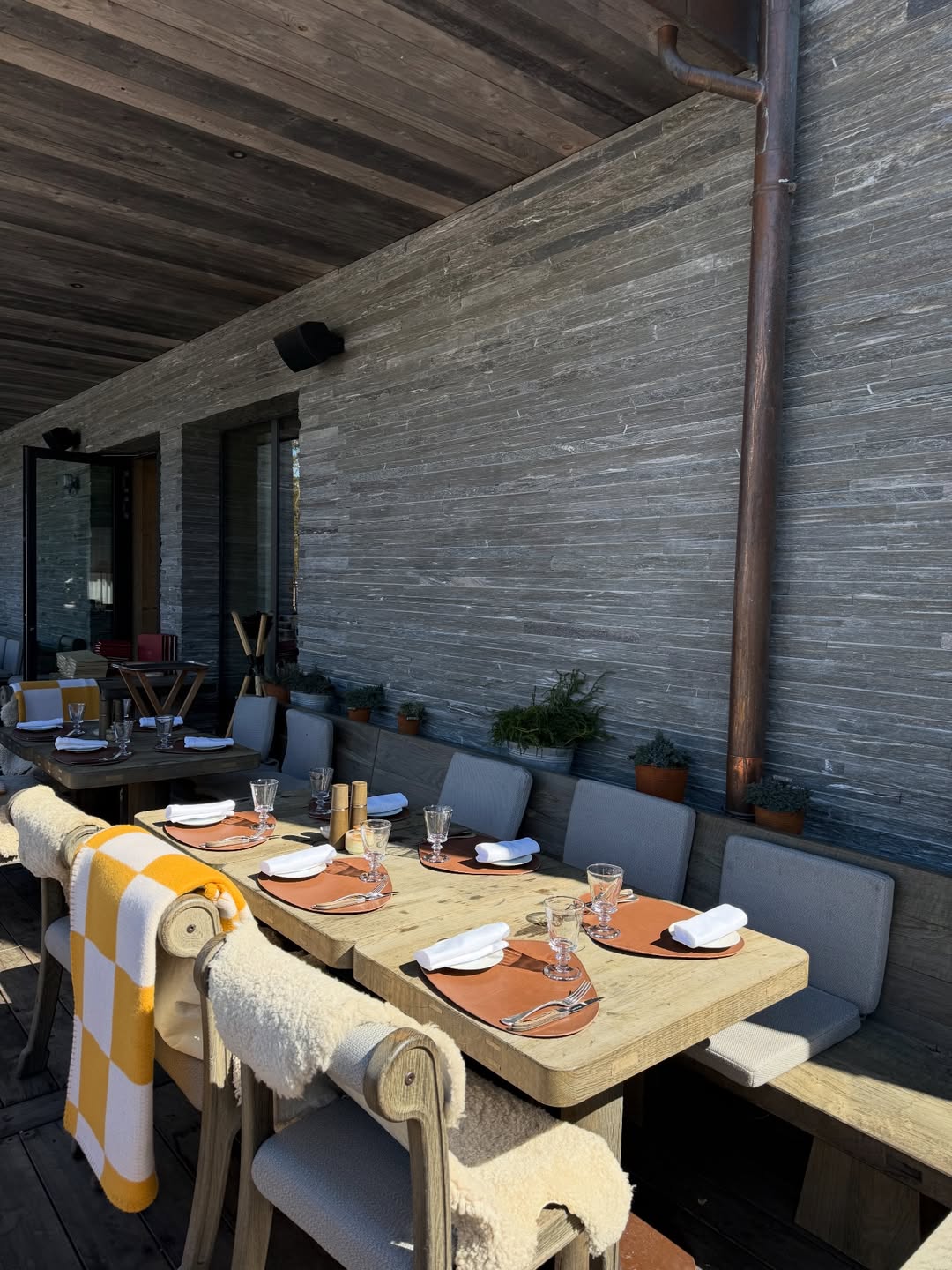 อ้าย - สรัลชนา อภิสมัยมงคล