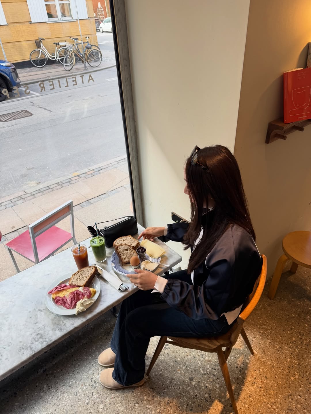 อ้าย - สรัลชนา อภิสมัยมงคล