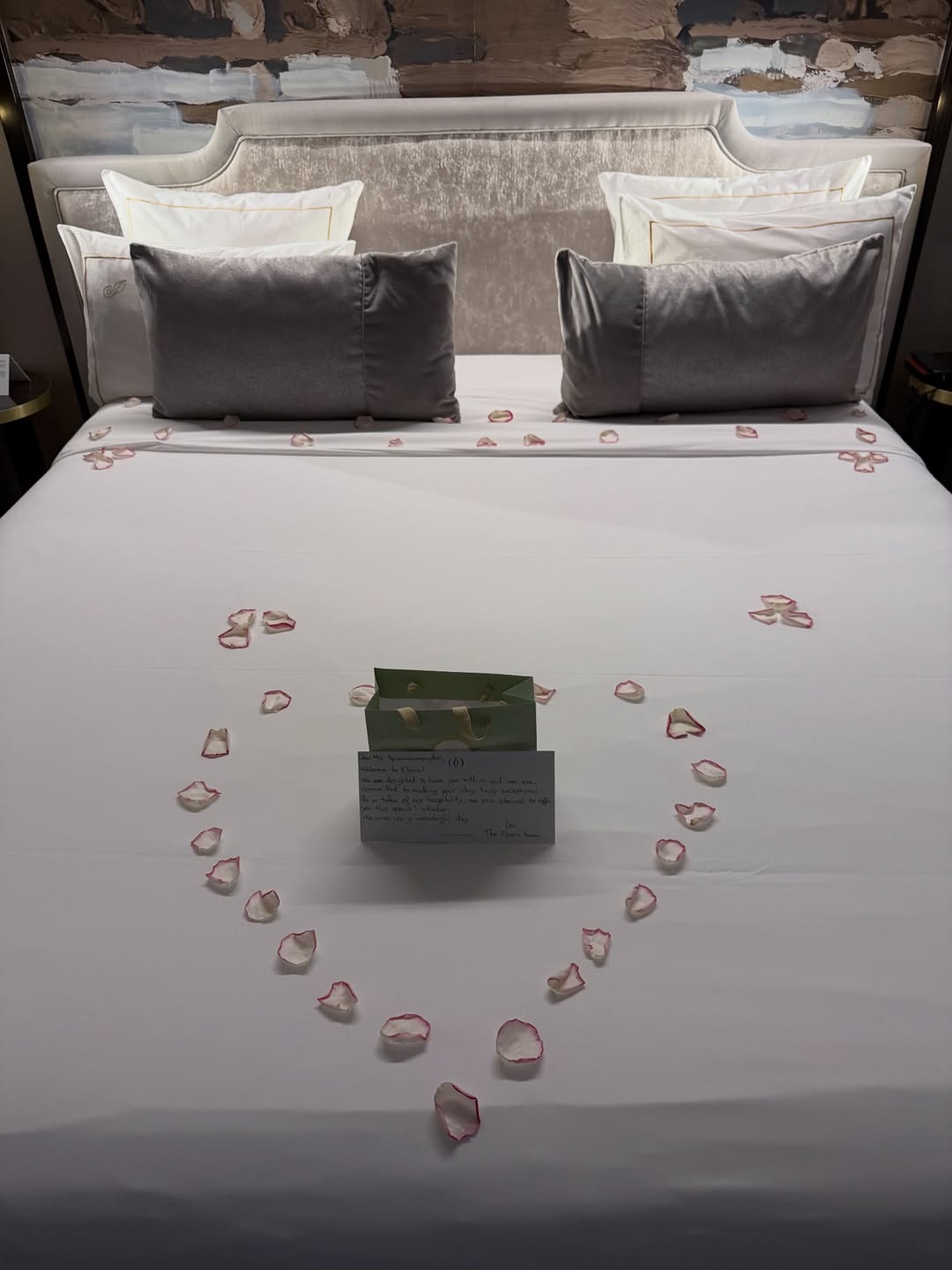 อ้าย - สรัลชนา อภิสมัยมงคล