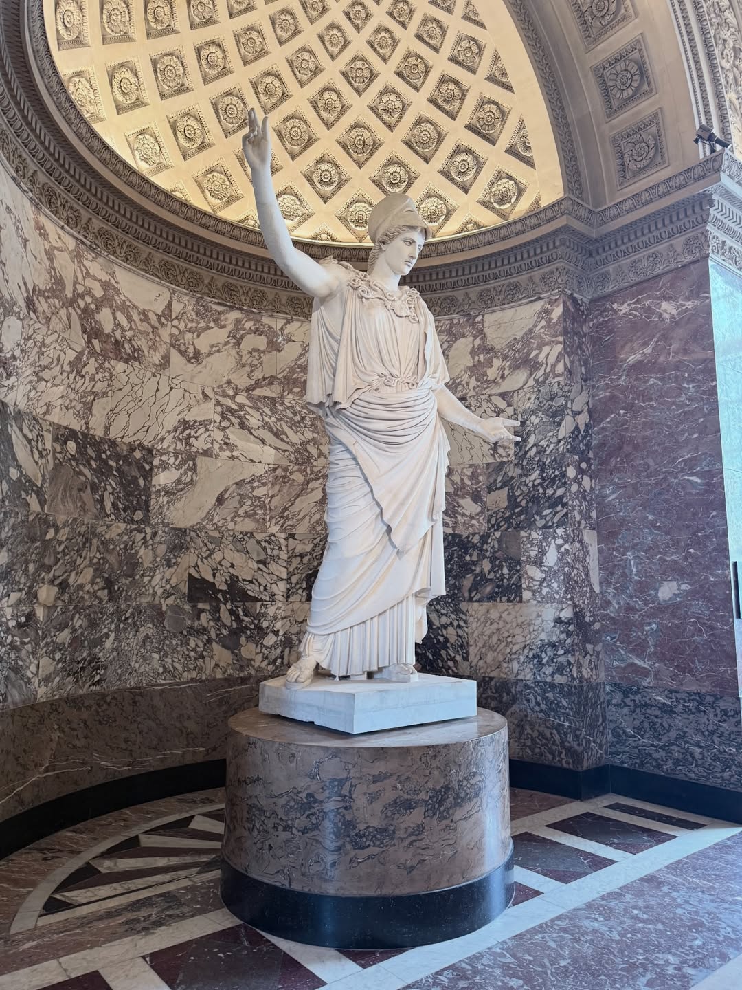 อ้าย - สรัลชนา อภิสมัยมงคล