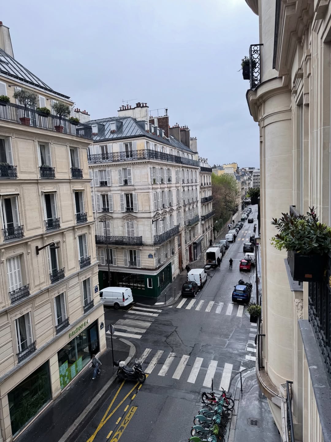 อ้าย - สรัลชนา อภิสมัยมงคล