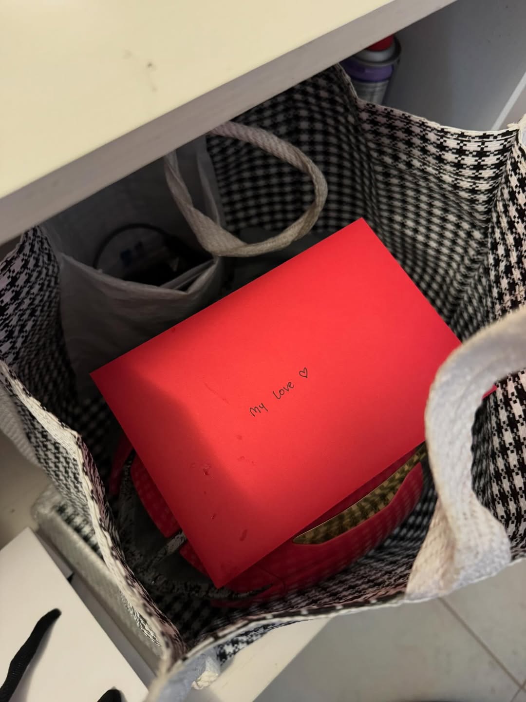 ณัฏฐ์ เทพหัสดิน ณ อยุธยา