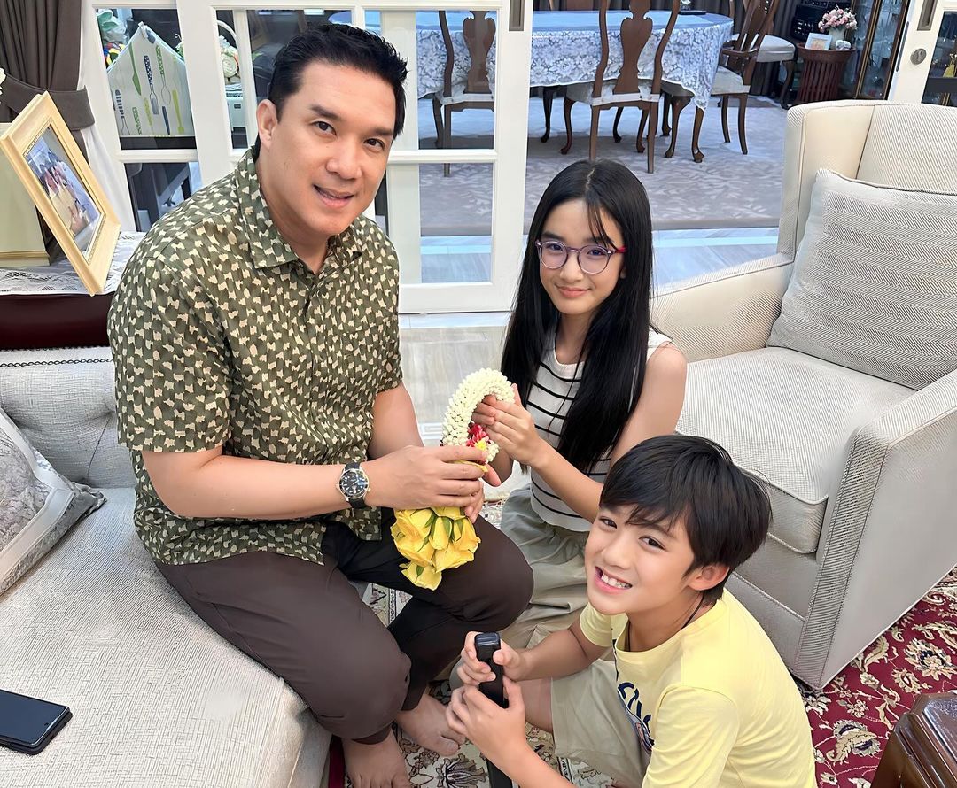 กบ - สุวนันท์ ปุณณกันต์