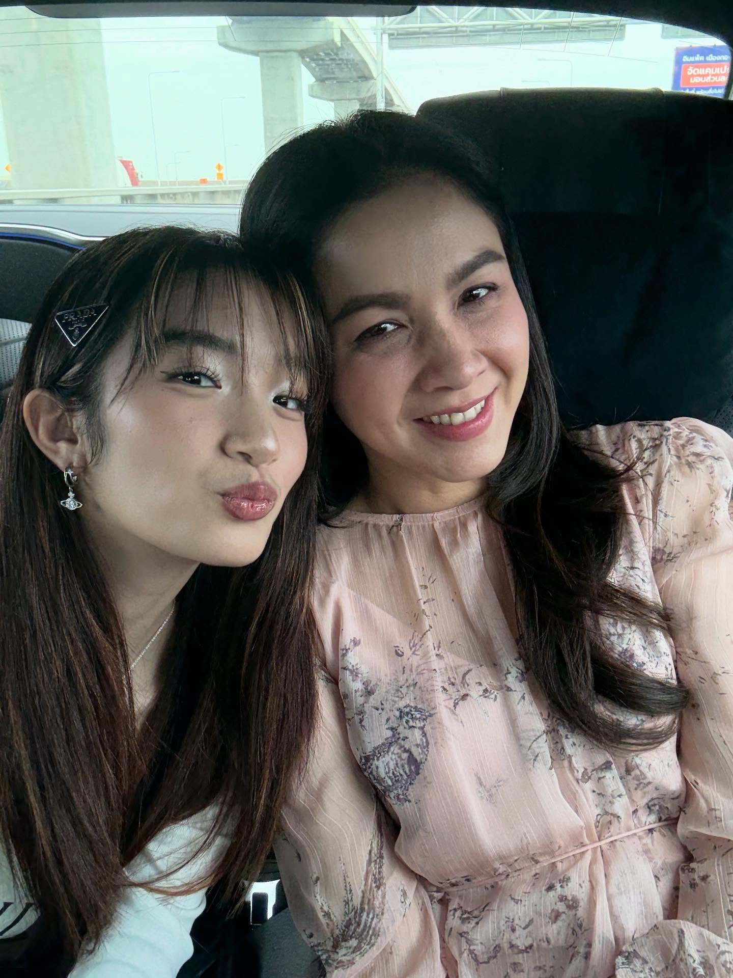 กบ - สุวนันท์ ปุณณกันต์