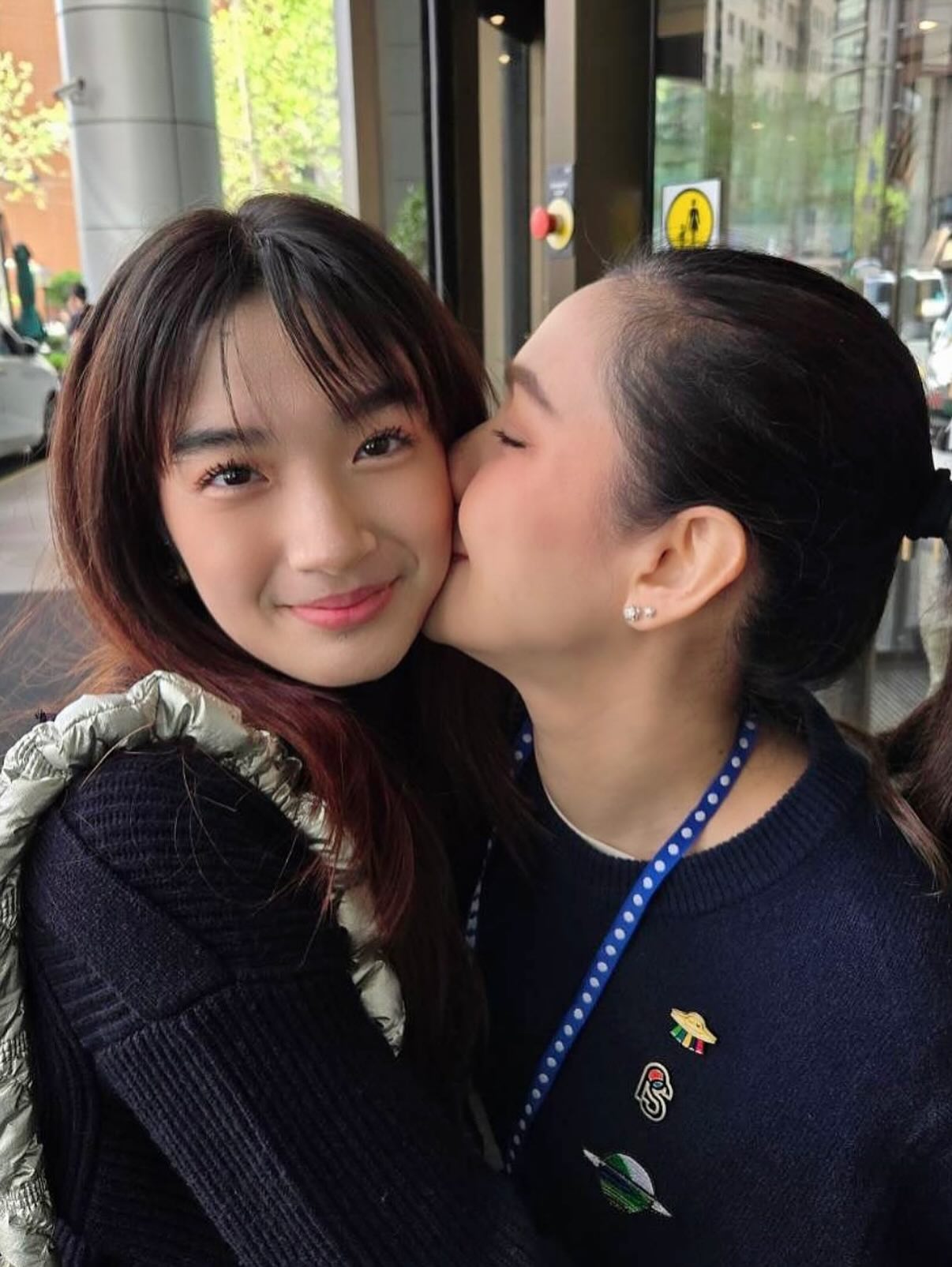 กบ - สุวนันท์ ปุณณกันต์