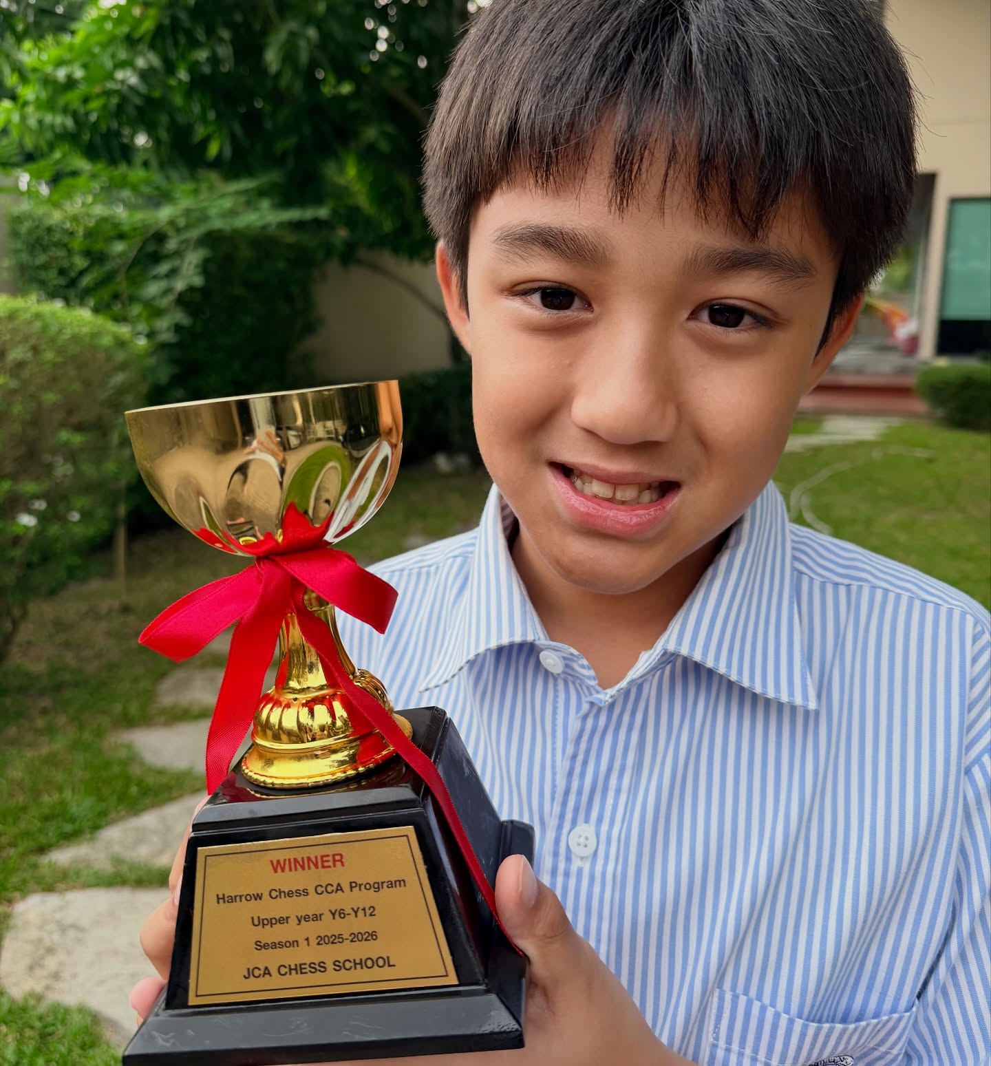 กบ - สุวนันท์ ปุณณกันต์