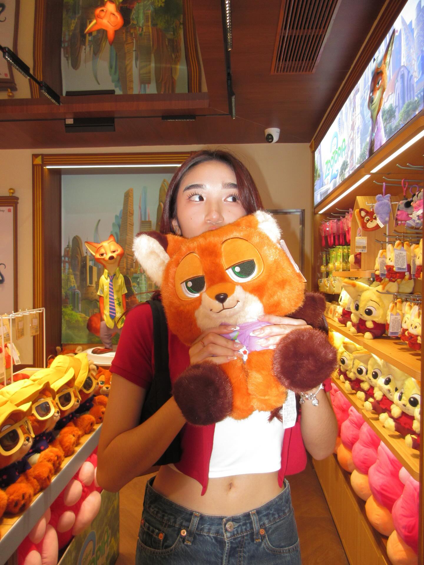 กบ - สุวนันท์ ปุณณกันต์