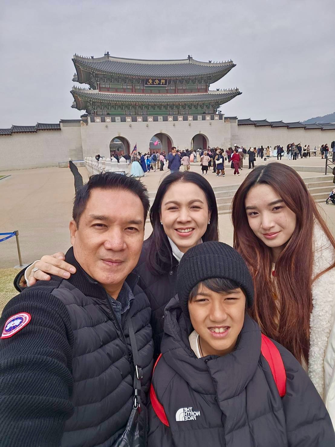 กบ - สุวนันท์ ปุณณกันต์