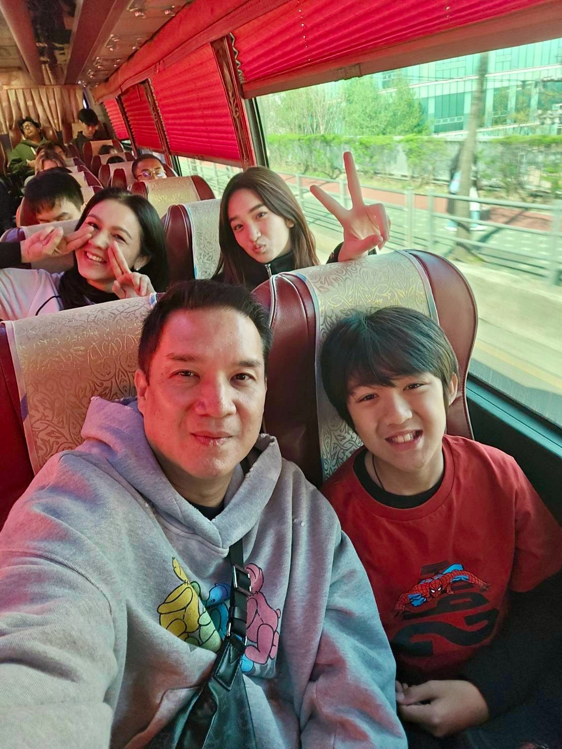 กบ - สุวนันท์ ปุณณกันต์