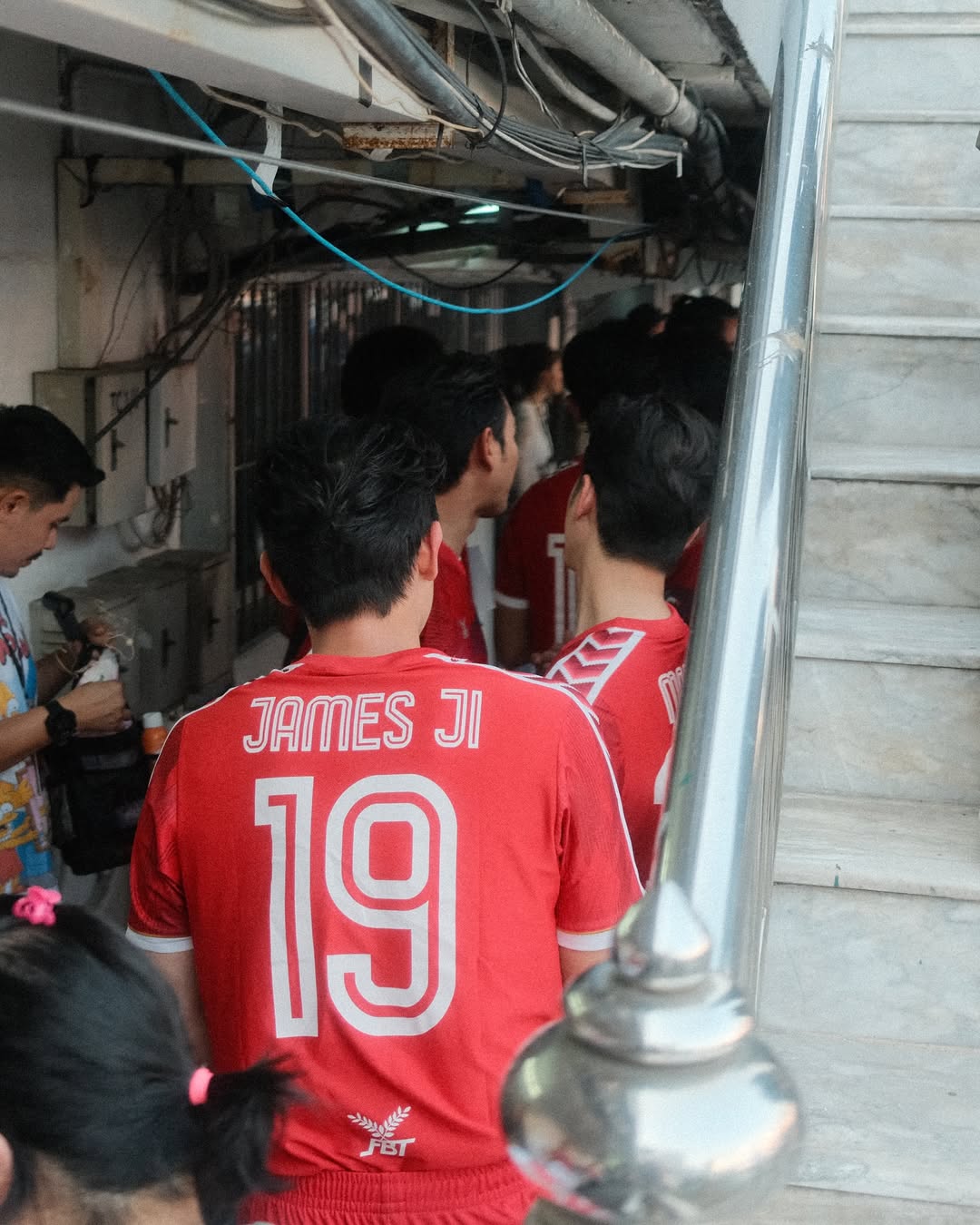 เจมส์ - จิรายุ ตั้งศรีสุข