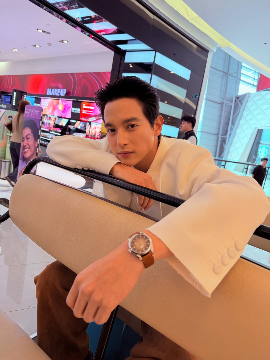 เจมส์ - จิรายุ ตั้งศรีสุข