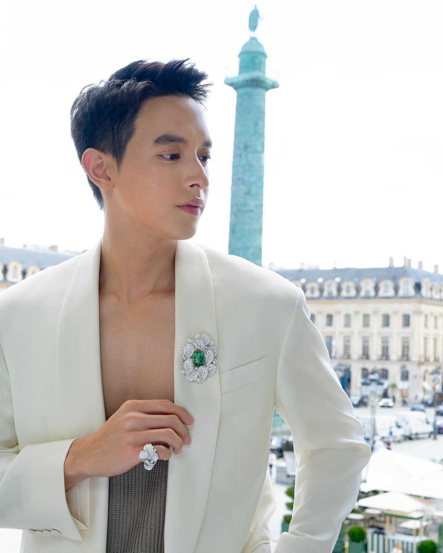 เจมส์ - จิรายุ ตั้งศรีสุข
