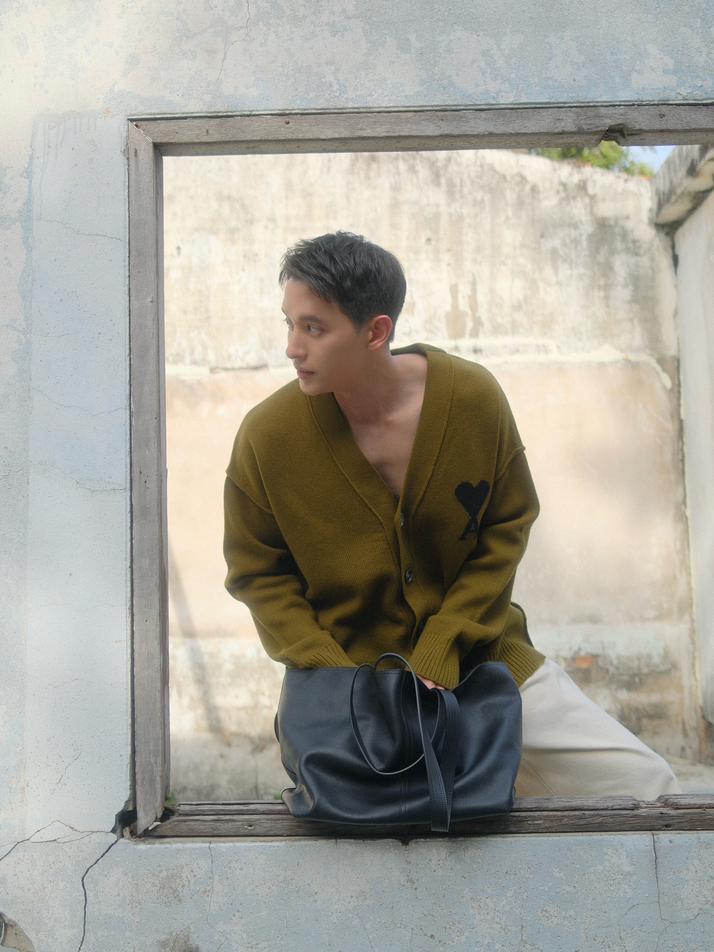 เจมส์ - จิรายุ ตั้งศรีสุข