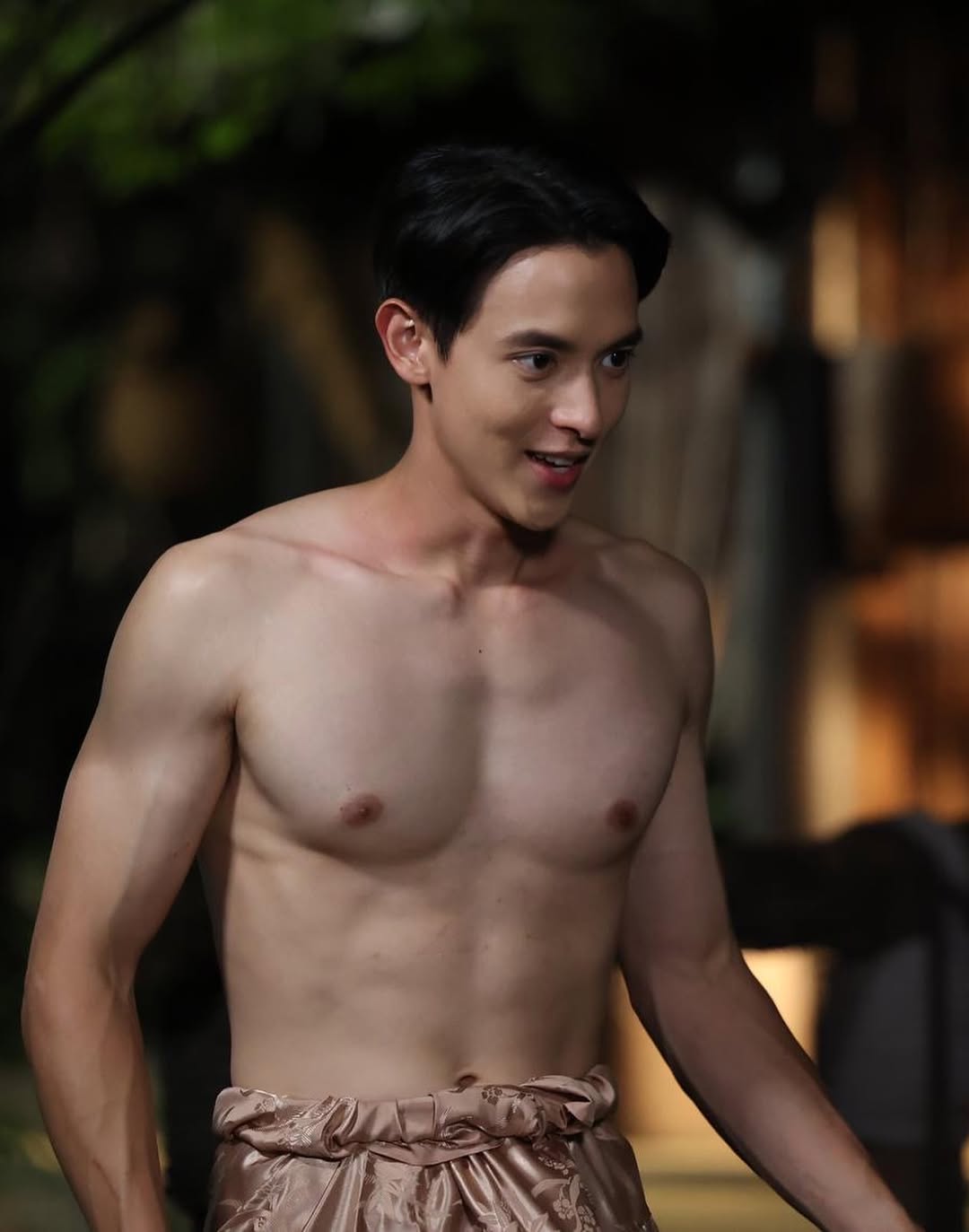เจมส์ - จิรายุ ตั้งศรีสุข