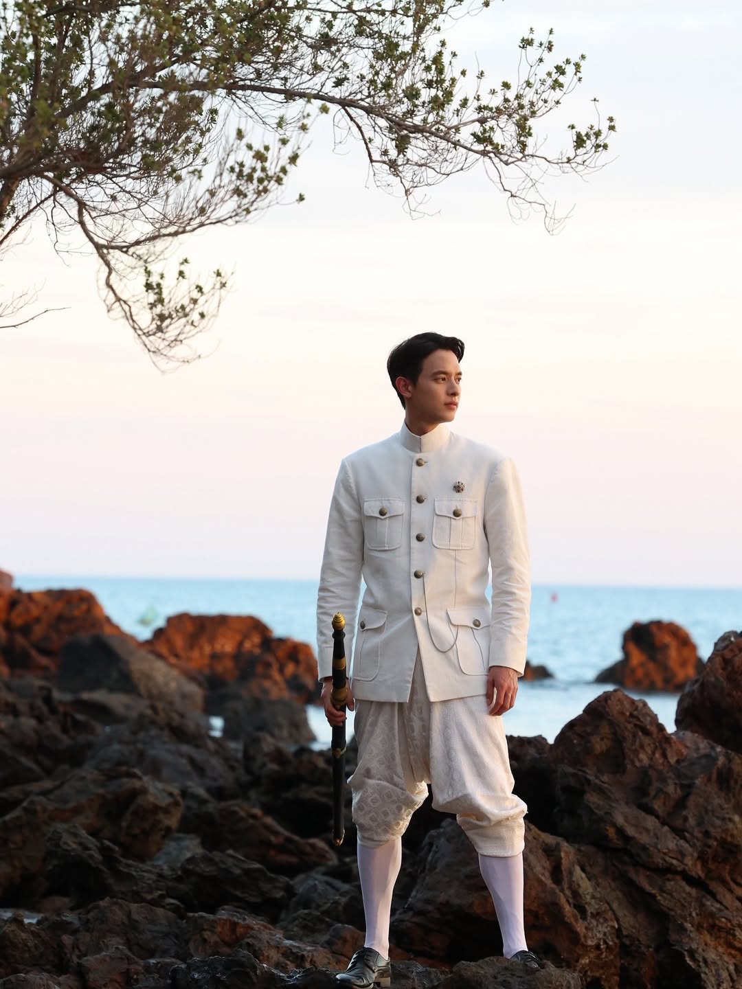 เจมส์ - จิรายุ ตั้งศรีสุข