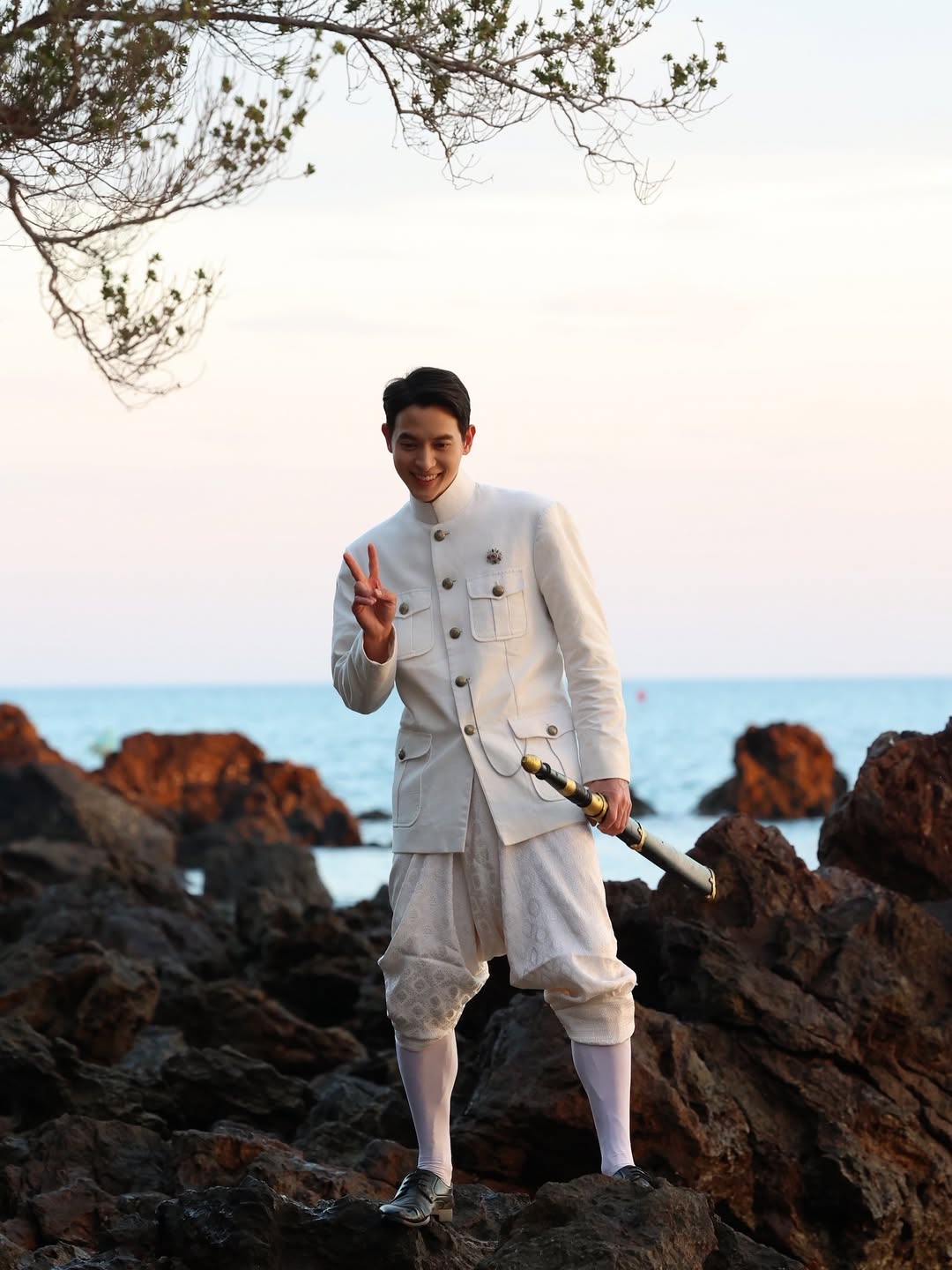 เจมส์ - จิรายุ ตั้งศรีสุข
