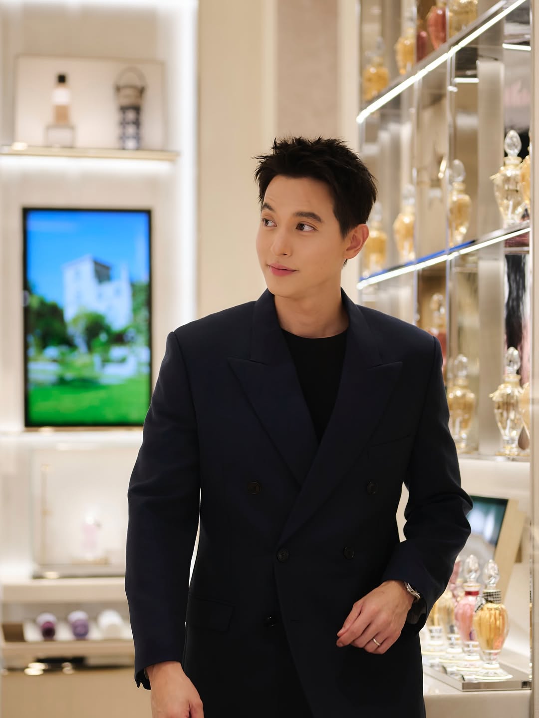 เจมส์ - จิรายุ ตั้งศรีสุข