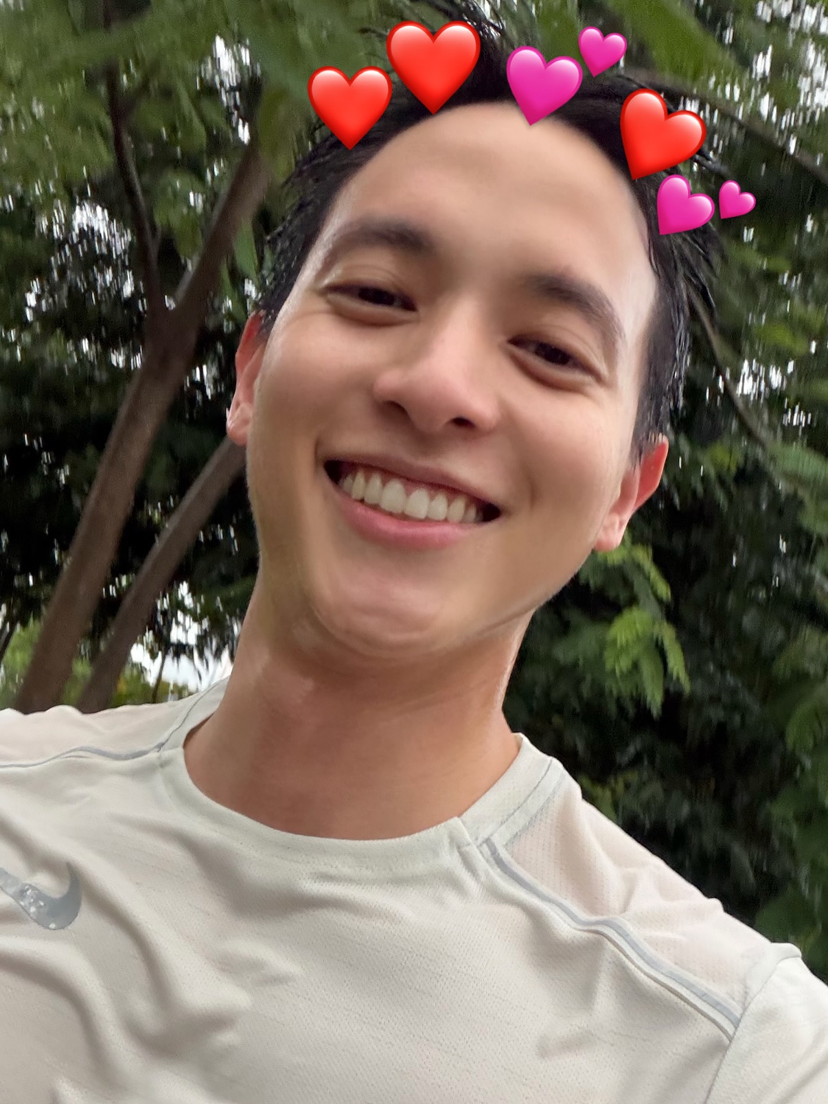 เจมส์ - จิรายุ ตั้งศรีสุข
