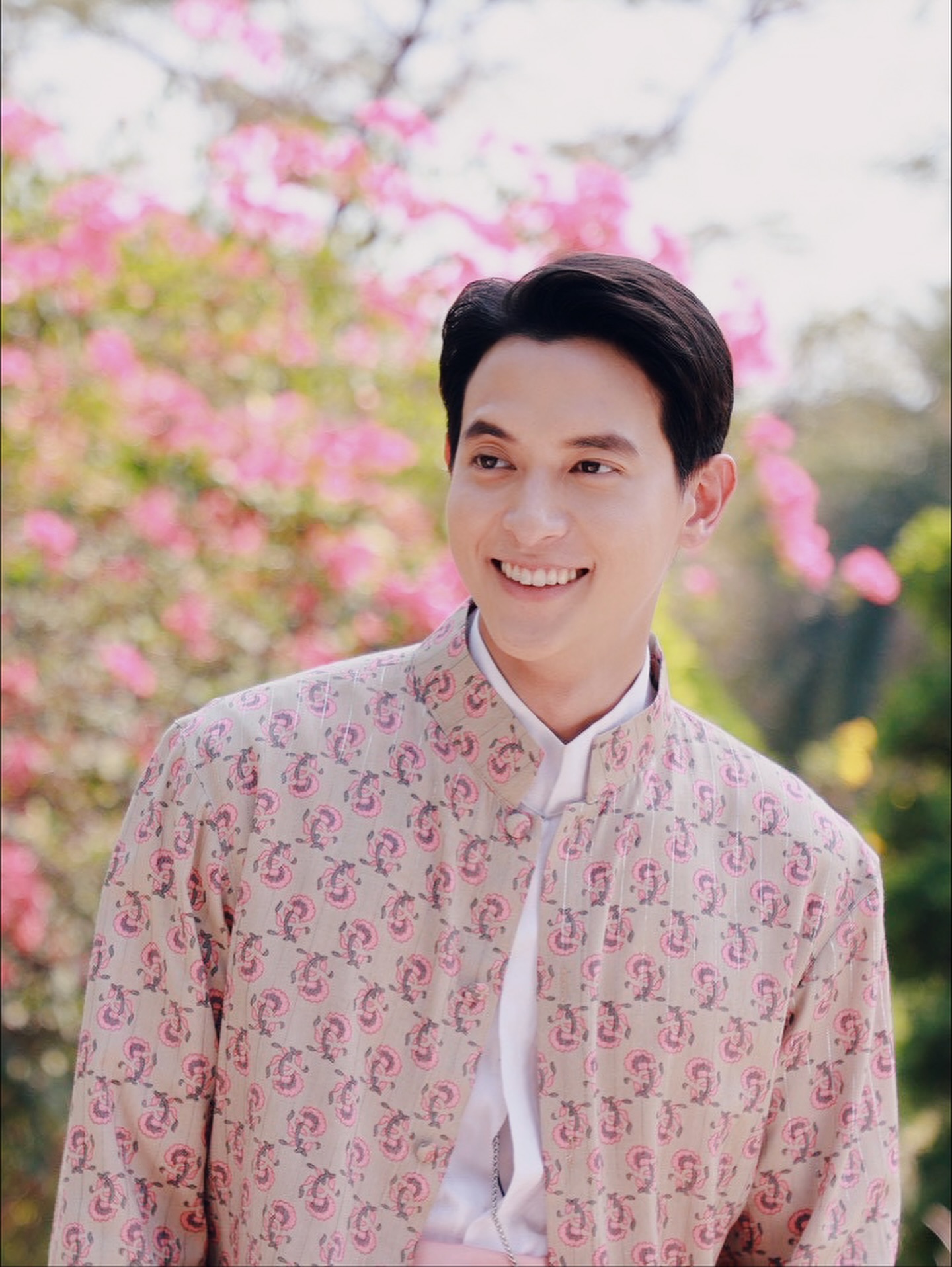 เจมส์ - จิรายุ ตั้งศรีสุข