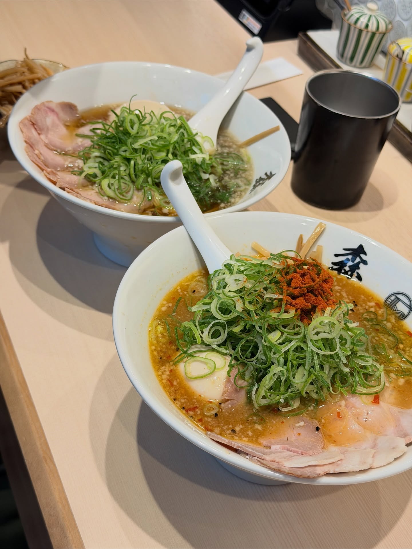 เจมส์ - จิรายุ ตั้งศรีสุข