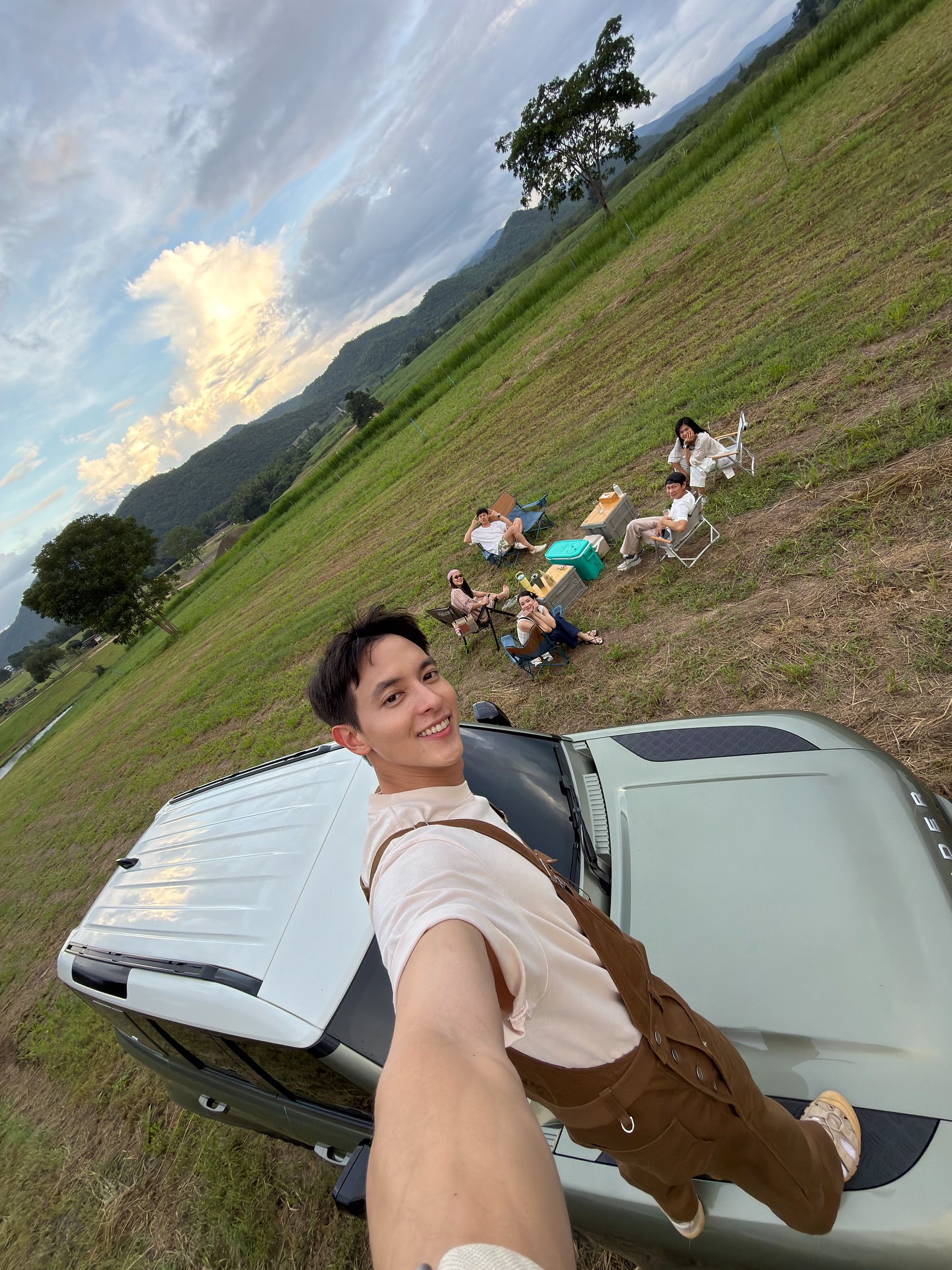 เจมส์ - จิรายุ ตั้งศรีสุข