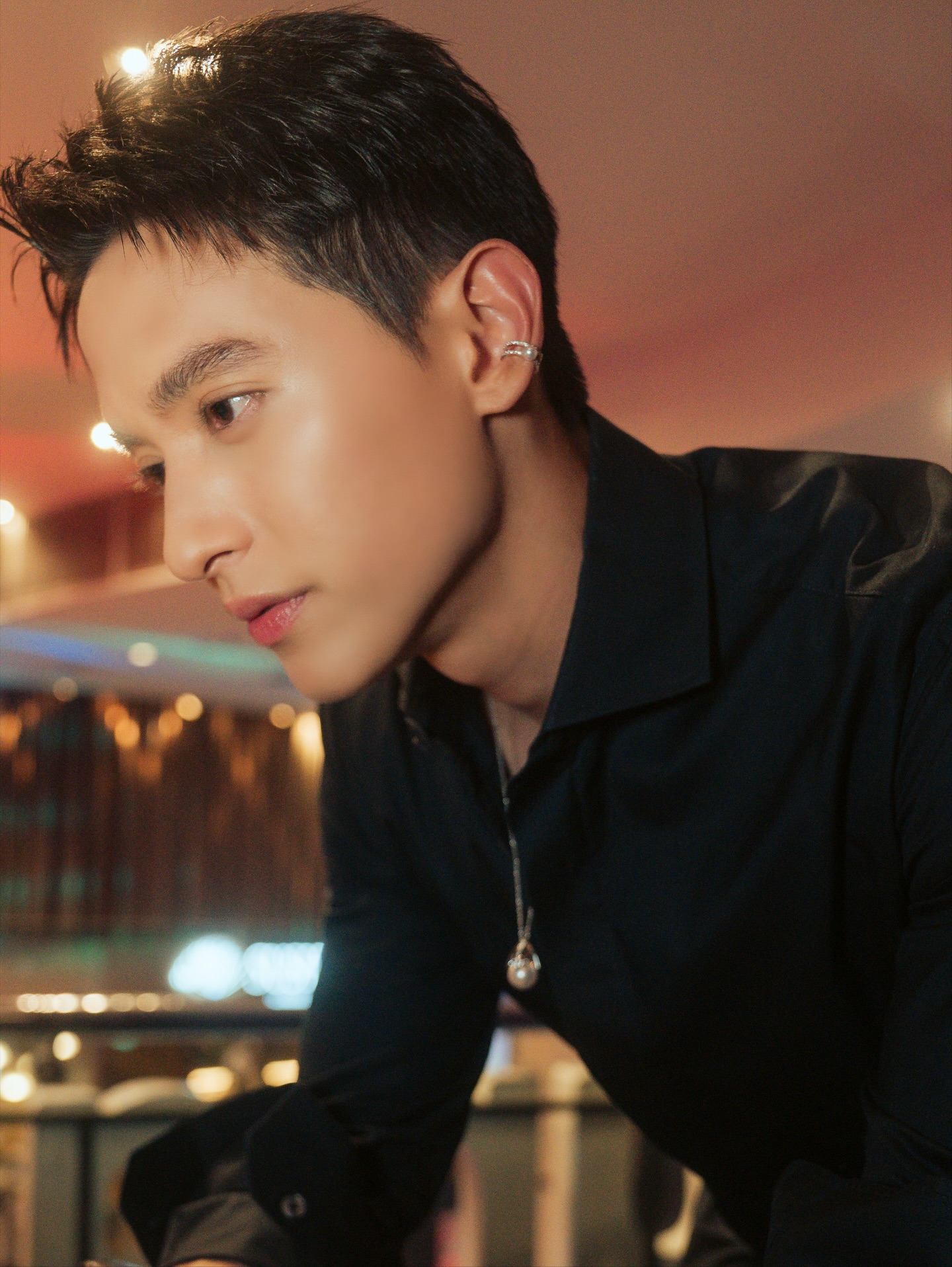 เจมส์ - จิรายุ ตั้งศรีสุข