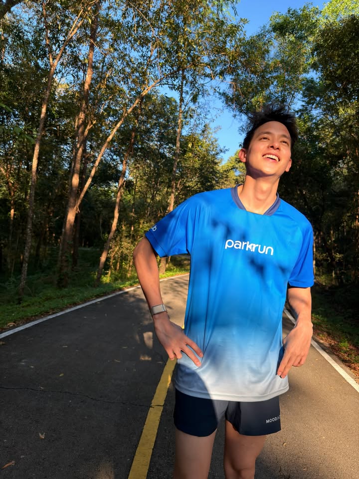 เจมส์ - จิรายุ ตั้งศรีสุข