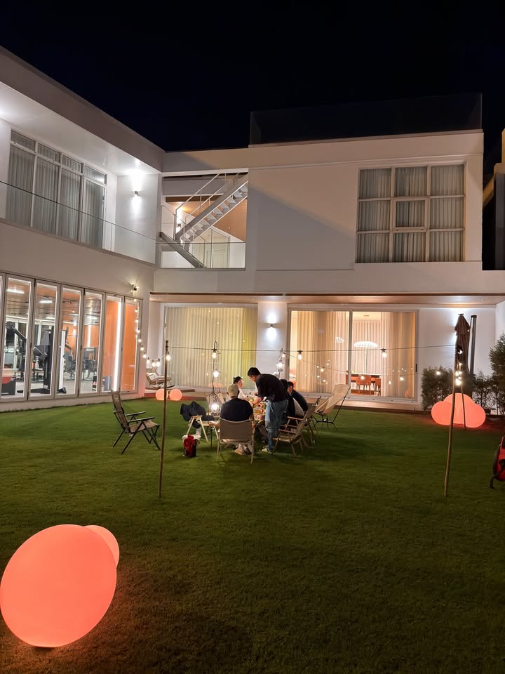 เจมส์ - จิรายุ ตั้งศรีสุข