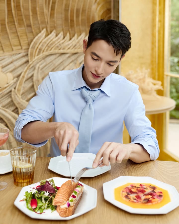 เจมส์ - จิรายุ ตั้งศรีสุข