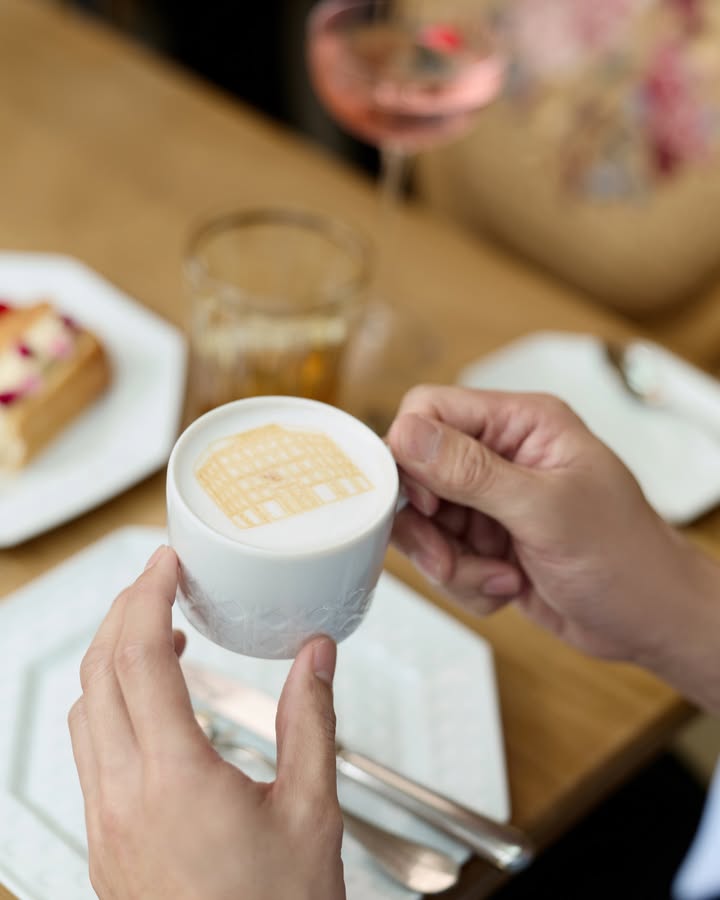 เจมส์ - จิรายุ ตั้งศรีสุข