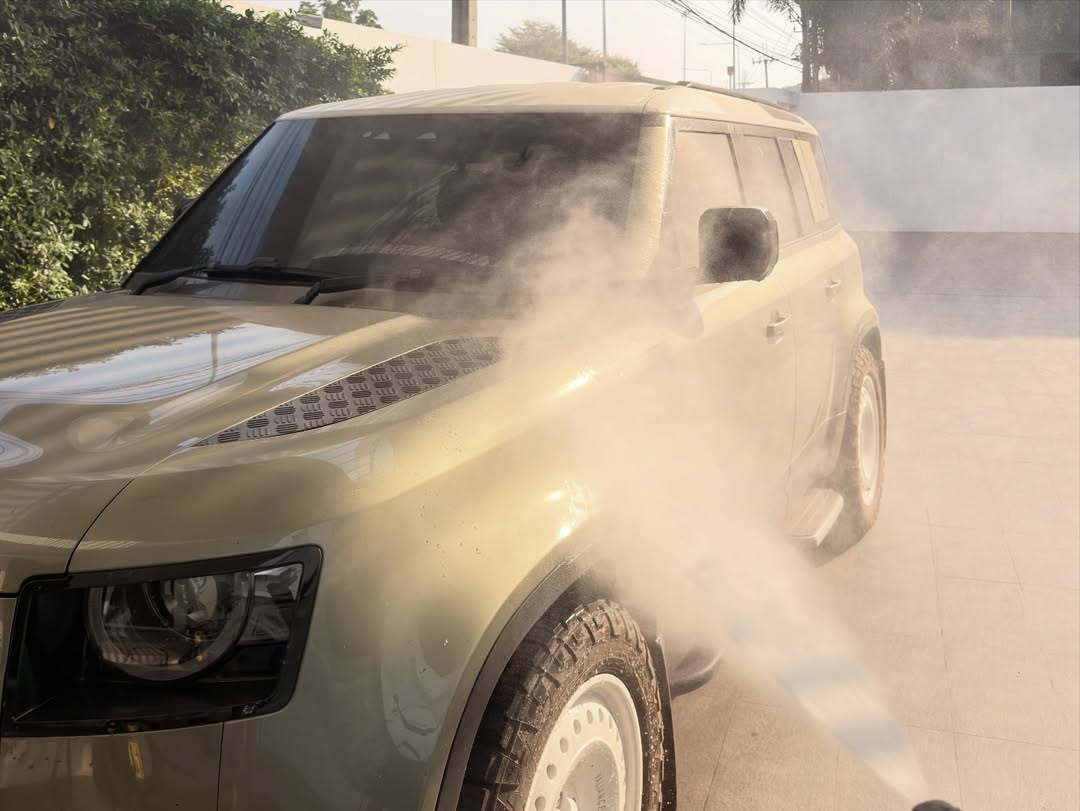 เจมส์ - จิรายุ ตั้งศรีสุข