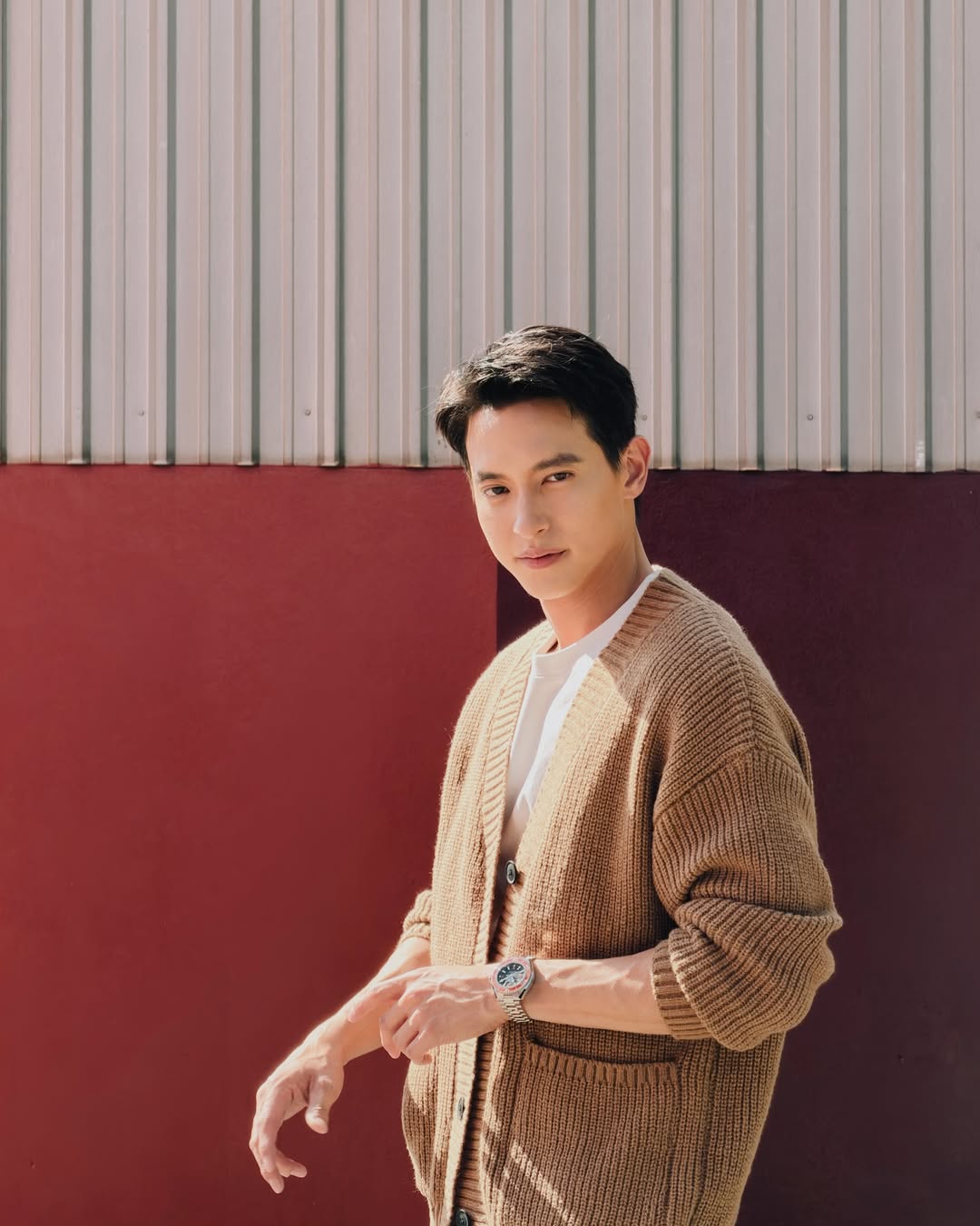 เจมส์ - จิรายุ ตั้งศรีสุข