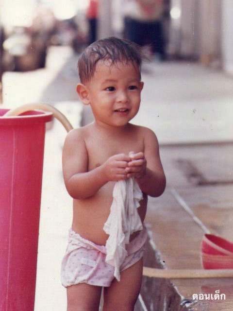 เจมส์ - จิรายุ ตั้งศรีสุข