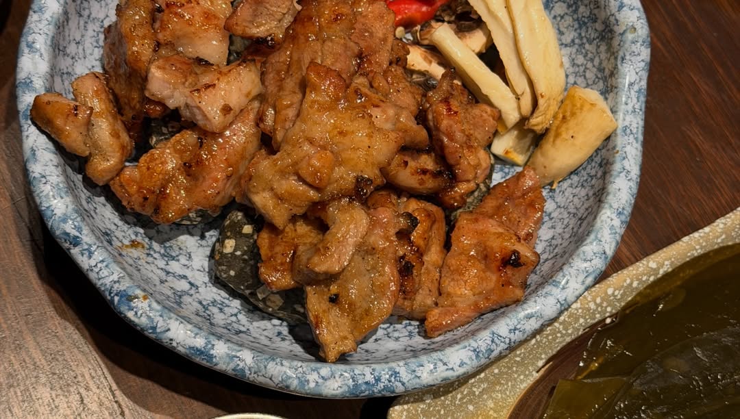 เจมส์ - จิรายุ ตั้งศรีสุข